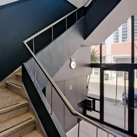 Lovely Fully Equipped Near Subway N6 * Lisboa